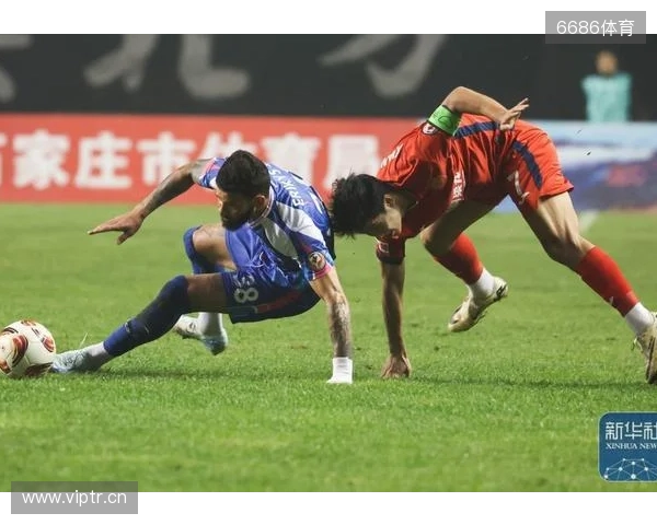 上海嘉定汇龙vs重庆铜梁龙首发：向余望出战，铜梁龙赢球就升超