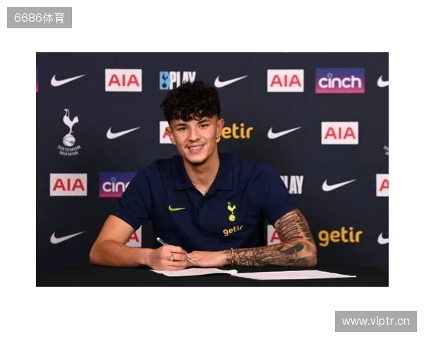 官方：泰国归化21岁切尔西青训出身的球员苏瑟普-贝尔